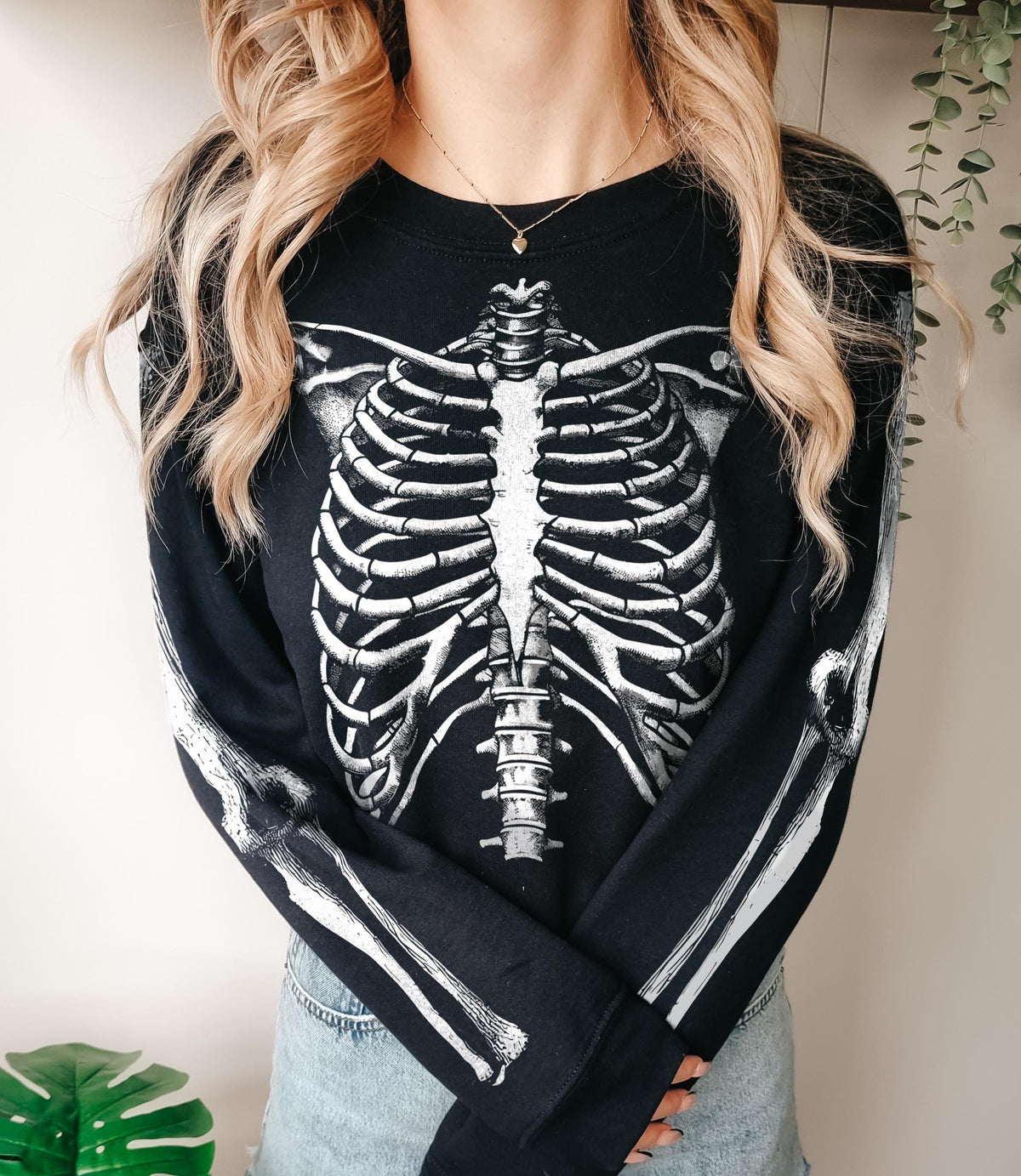 Halloween Skeleton Sweatshirt Realistic Skeleton Rib Cage Sweater Skeleton Bones Shirt With Sleeve Print Sweatshirt – Premium Graphic · Top Pick For Any Outfit