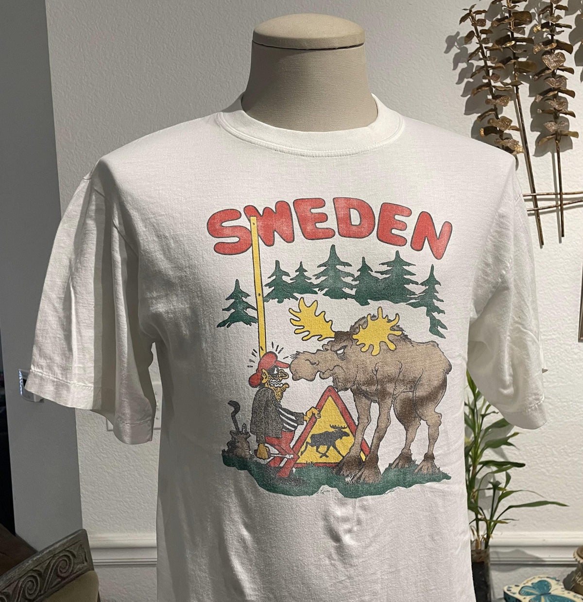Vintage 90s Sweden Moose white Tshirt size M Graphic Tee – Feel-Good Design · Must-Have Style
