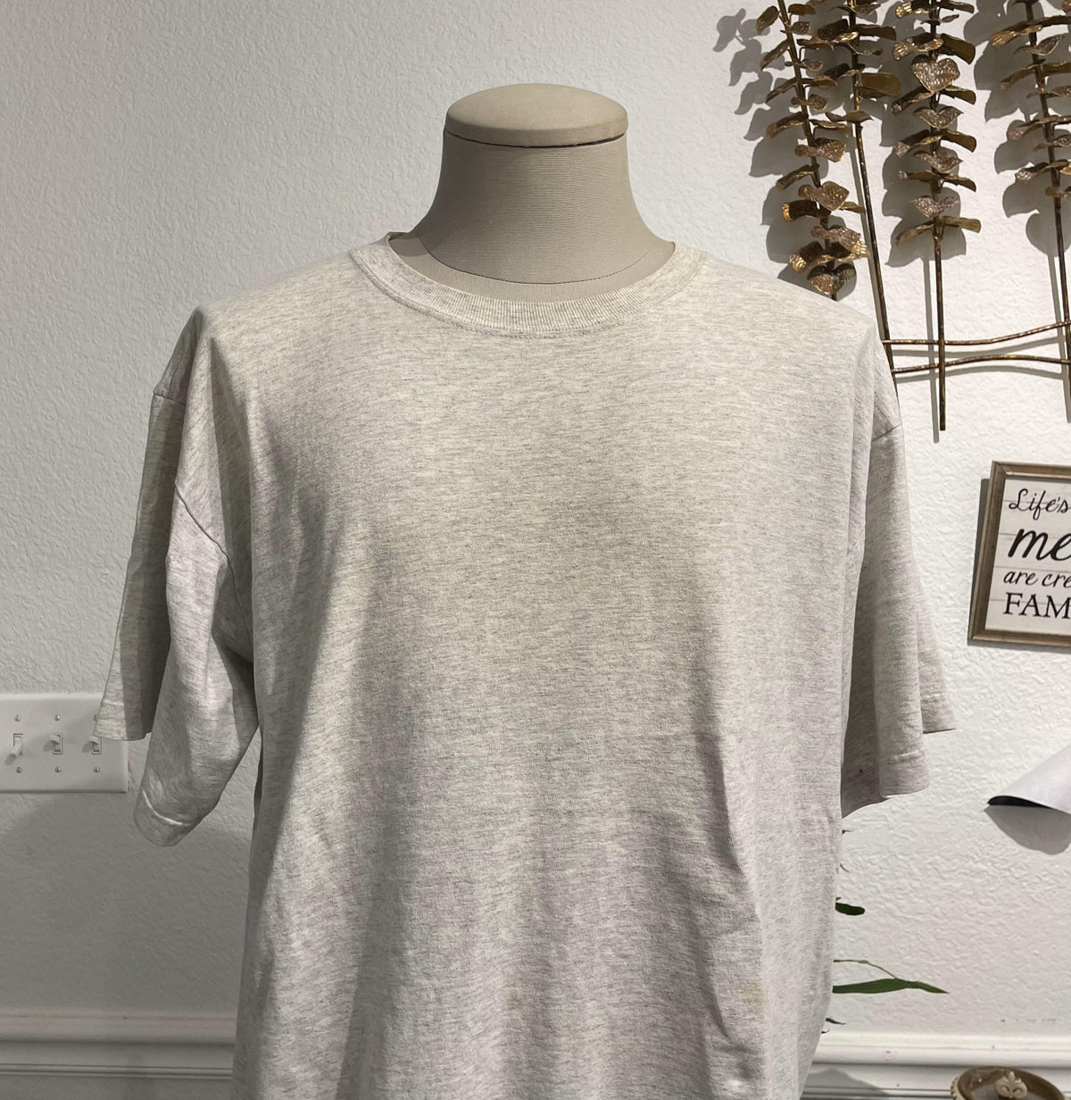 Vintage 90s BLANK Plain Grey Tshirt size XL Graphic Tee – Easygoing Wear · Must-Have Style