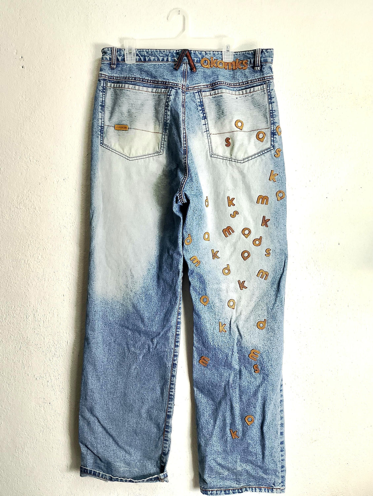 Akademiks baggy jeans size on 36 Tote Bag – Aesthetic Look · Top Pick For Any Outfit