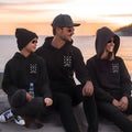 Matching FamilienhoodiesPersonalisierbar fr PapaMama und MiniPersonalisierte Hoodies fr die ganze FamilieWeihnachtsgeschenk Hoodie – Premium Graphic · Great Gift For Fans
