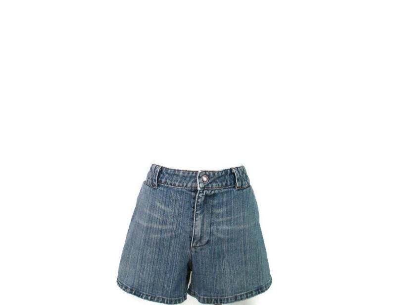 Old Navy Plus Size Jean Shorts Women39s Size 16 Denim Shorts Graphic Tee – Bold Style · Perfect For Daily Wear