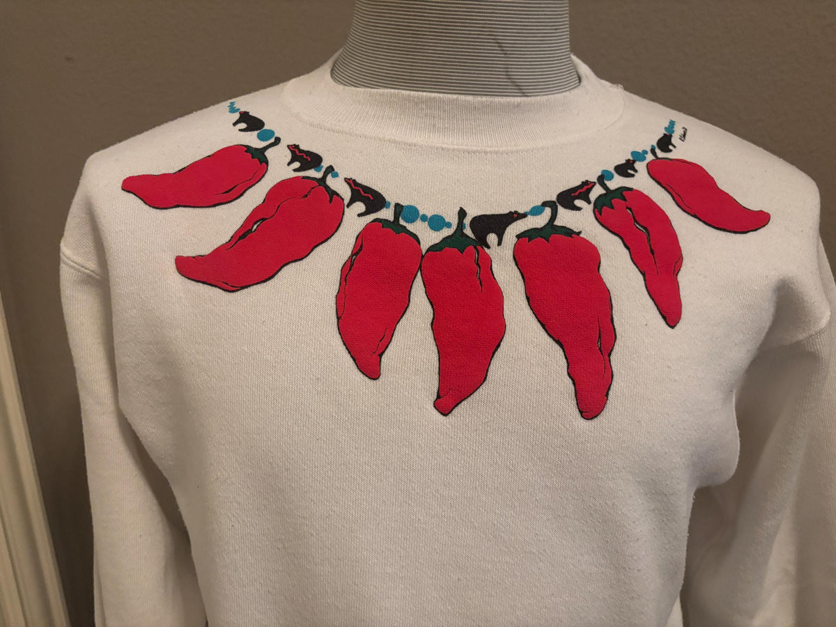 Vintage 8039s Chili Pepper Necklace Crewneck Sweatshirt M Sweatshirt – Warm & Stylish · Great Gift For Fans