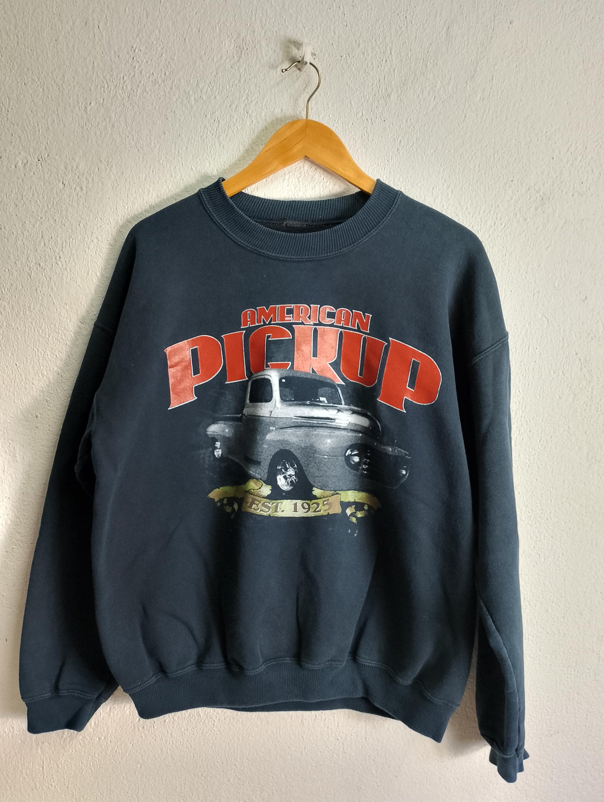American pickup crewneck sweatshirt Large Sweatshirt – Easygoing Wear · High-Quality Print