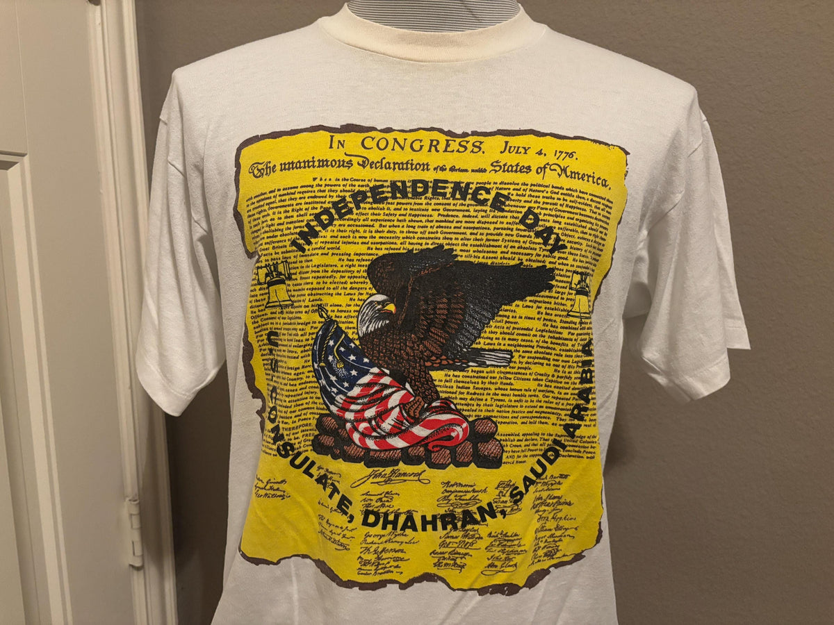 Vintage 90s Independence Day US Consulate Dhahran Saudi Arabia Tshirt L Graphic Tee – Warm & Stylish · Great Gift For Fans