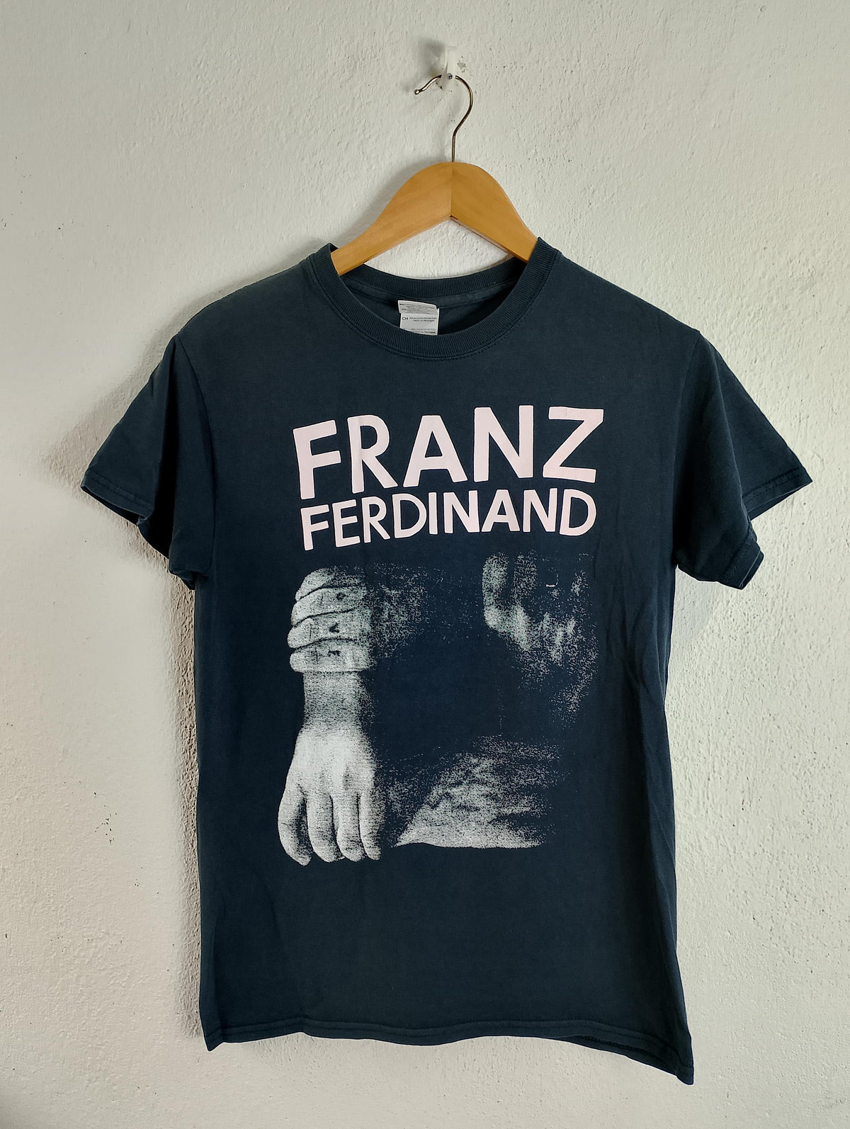 Franz Ferdinand t shirt Small Graphic Tee – Fan Favorite · Great Gift For Fans