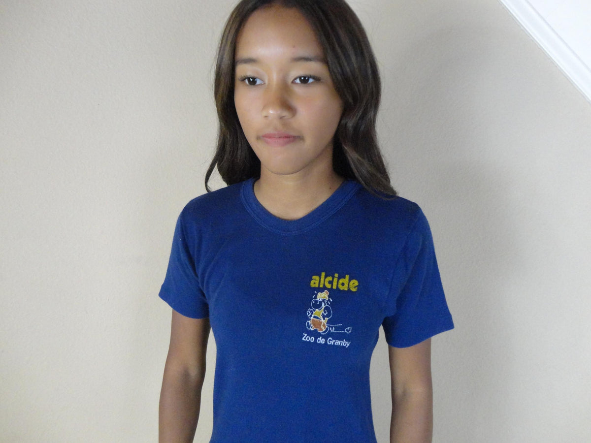 Vintage 8039s Alcide Zoo De Granby Blue T Shirt Size S Graphic Tee – Bold Style · Trending Graphic Apparel