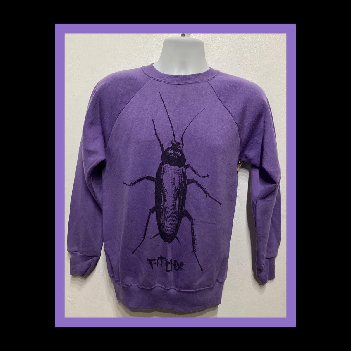 Printed novelty roach print sweatshirt Sweatshirt – Aesthetic Look · Trending Graphic Apparel