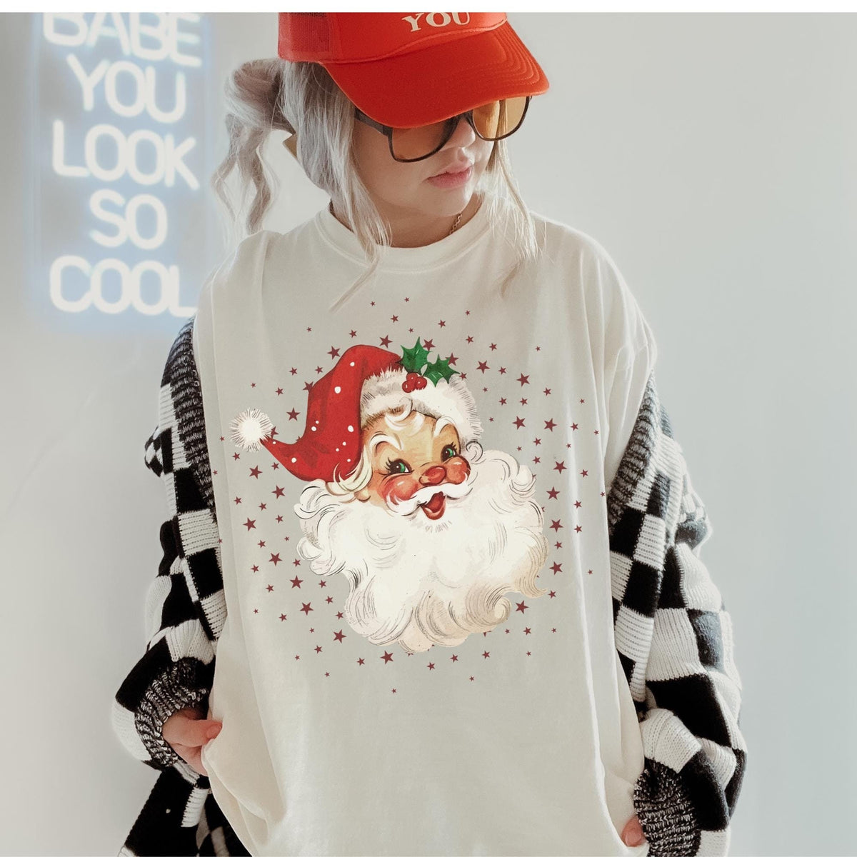Vintage Santa Tshirt Funny Christmas Shirt Funny Holiday Shirt Funny Santa Shirt Christmas Shirt Very Merry Christmas Party Tee Graphic Tee – Everyday Comfort · Must-Have Style