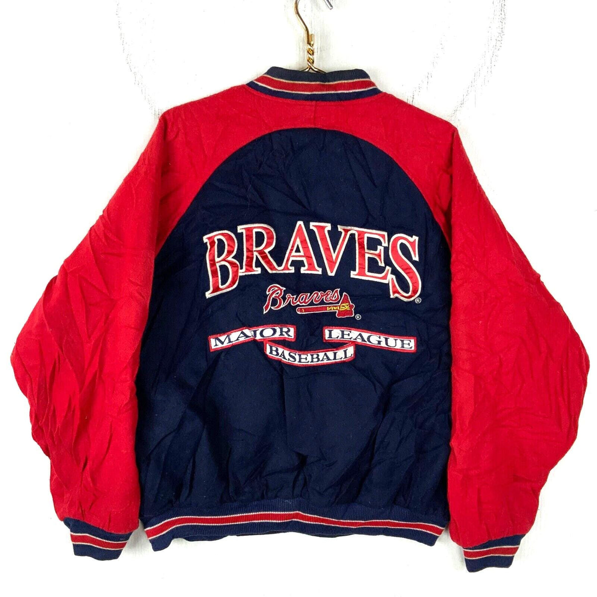 Vintage Atlanta Braves Logo Athletic Wool Bomber Jacket Medium Snap Button Mlb Graphic Tee – Fan Favorite · Must-Have Style