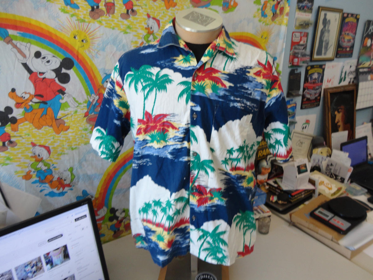 Vintage 9039s BSR 100 Cotton Hawaiian Palm Trees Shirt Size XL Graphic Tee – Feel-Good Design · Must-Have Style