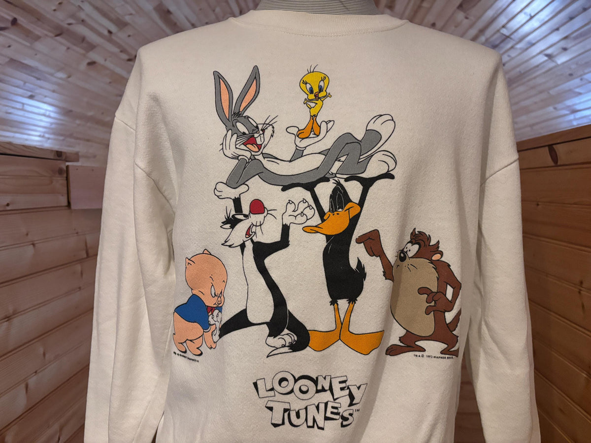 Vintage 9039s Warner Bros Looney Toons Bugs Bunny Sylvester TAZ Tweety Porky Pig Daffy Duck Crewneck Sweatshirt L Sweatshirt – Easygoing Wear · High-Quality Print