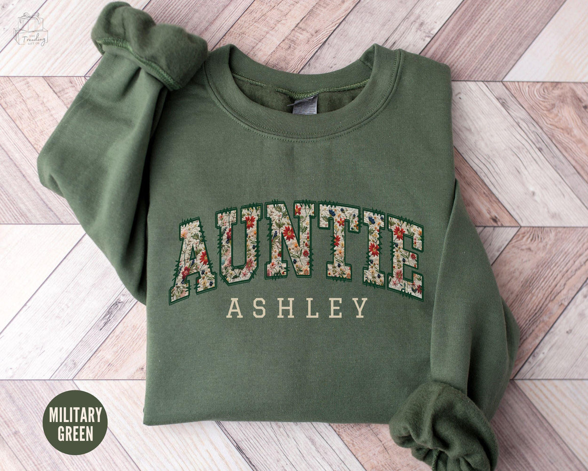 Custom Auntie Sweatshirt Personalized Aunt Birthday Sister Mothers Day Gift Auntie Christmas Sweater Pregnancy Reveal Crewneck Sweatshirt – Bold Style · Trending Graphic Apparel