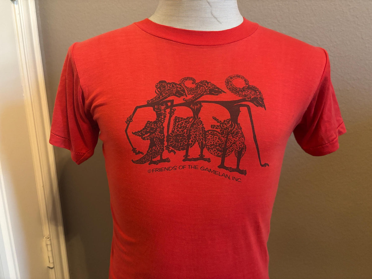 Vintage 8039s Indonesian Tribal T shirt M Graphic Tee – Aesthetic Look · Top Pick For Any Outfit