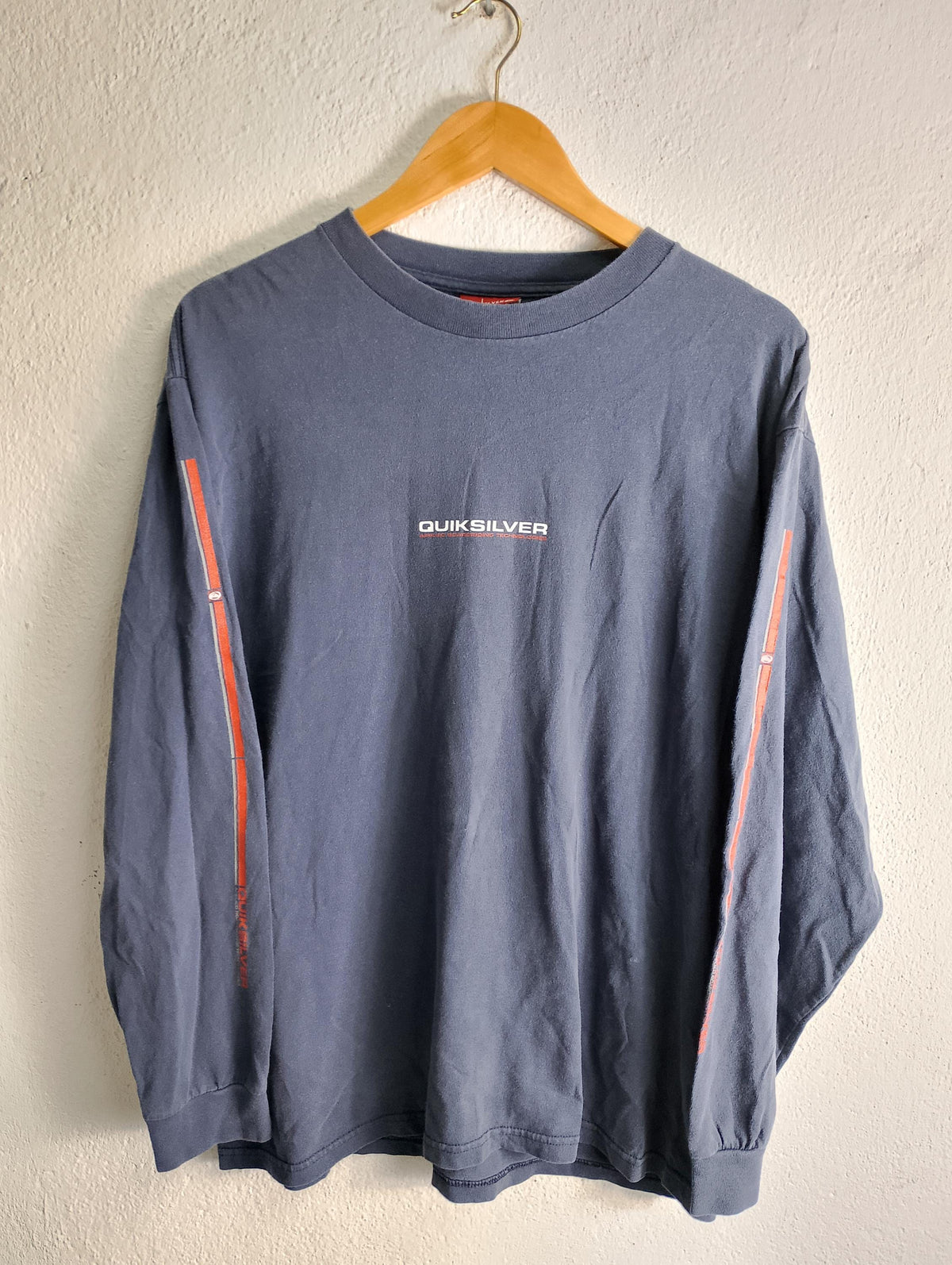 Vintage Quiksilver t shirt Large Graphic Tee – Cozy Vibes · High-Quality Print