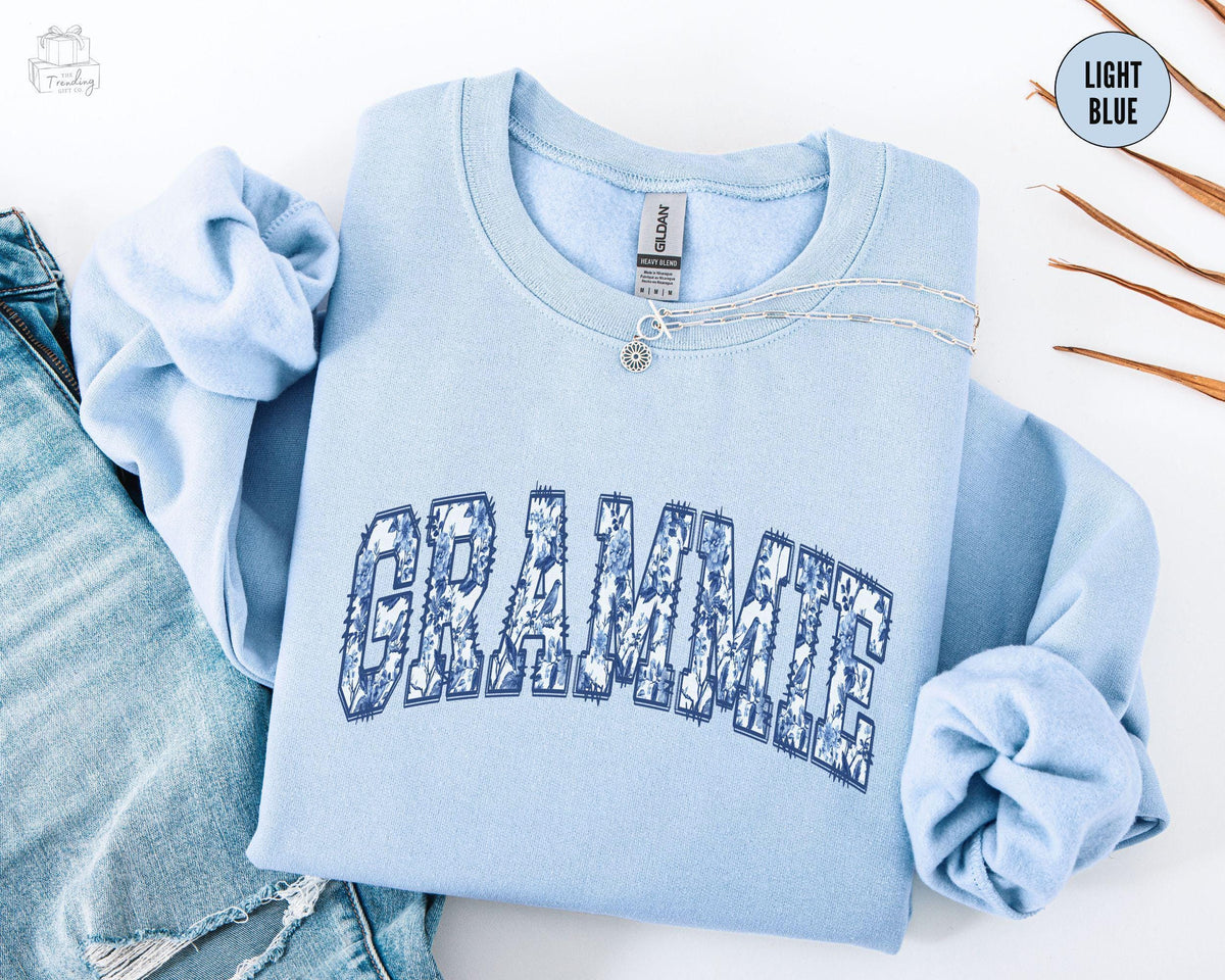 Floral Grammie Sweatshirt Chinoiserie Grammy Gifts Grandma Crewneck Toile De Jouy Grandmother Birthday Gift Mothers Day Sweater Sweatshirt – Easygoing Wear · Must-Have Style