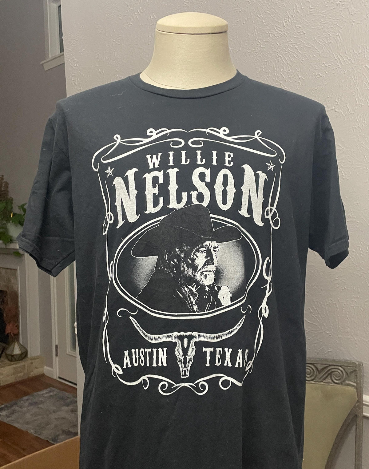 Vintage 200039s Willie Nelson Austin Texas black Tshirt size L Graphic Tee – Soft Feel · High-Quality Print