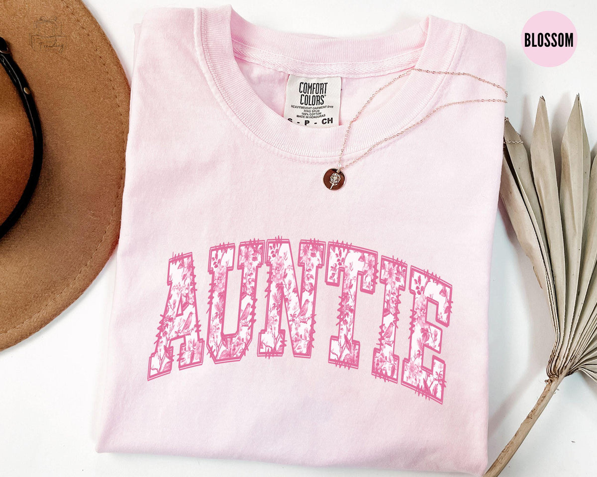Pink Toile Auntie Tshirt Comfort Colors Retro Auntie Shirts Mothers Day Gift for New Aunt T ShirtPregnancy Reveal Gift Sister Tee Graphic Tee – Aesthetic Look · Must-Have Style