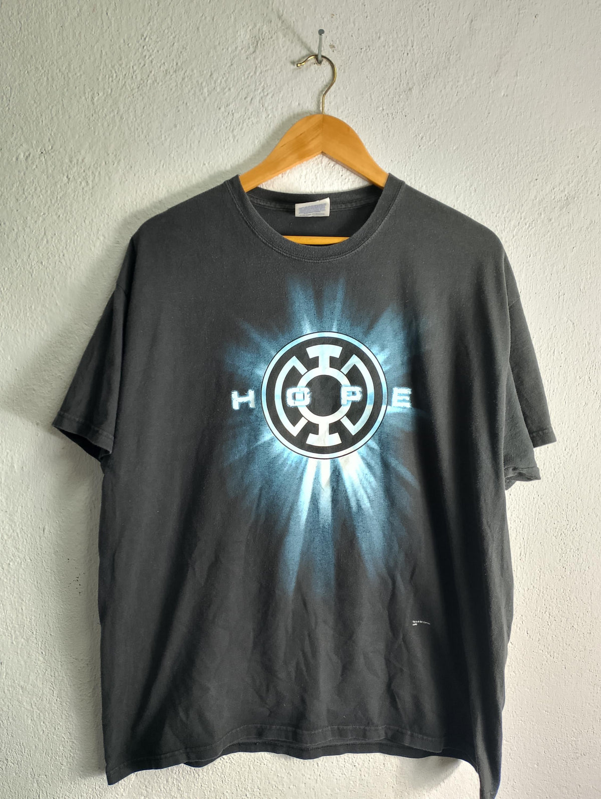 Green latern blue latern DC t shirt XL Graphic Tee – Aesthetic Look · Must-Have Style
