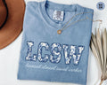 Social Worker Shirt Toile LCSW TeeLicensed Clinical Social Worker Shirt Therapist Appreciation Gift MSW Graduation Gift Graphic Tee – Everyday Comfort · High-Quality Print