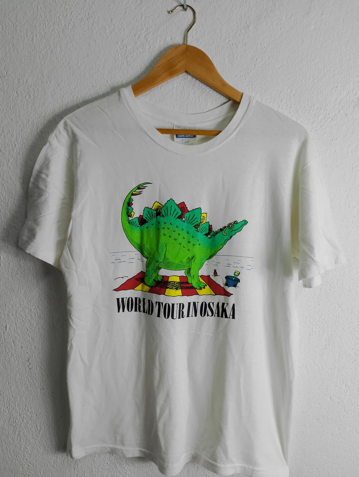 Vintage Dinosaur t shirt Large Graphic Tee – Everyday Comfort · Perfect For Daily Wear