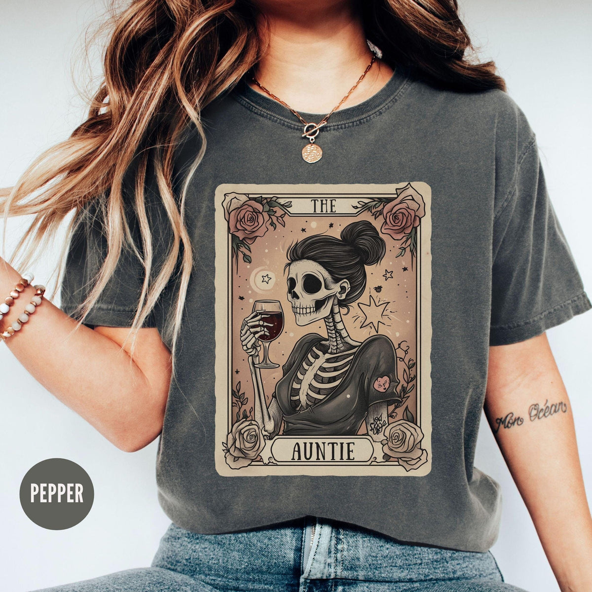 The Auntie Tarot Card Shirt Women Skeleton Tshirt Wine Lover Aunt Tee Mothers Day Auntie Gift Pregnancy Reveal to Sister Graphic Tee – Soft Feel · High-Quality Print