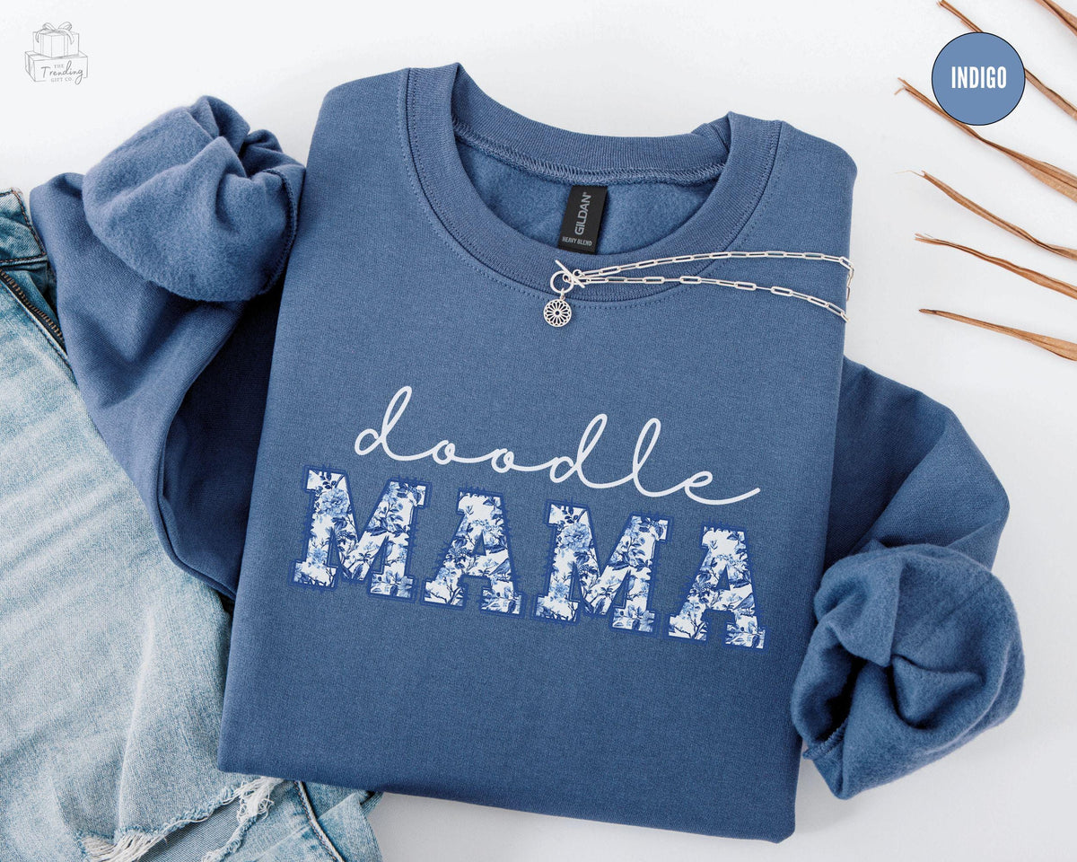 Toile Doodle Mama Sweatshirt Golden Doodle Mom Shirt Golden Doodle Mom Gift Crewneck Doodle Lover Gift For Dog Owner Sweater Sweatshirt – Fan Favorite · Top Pick For Any Outfit