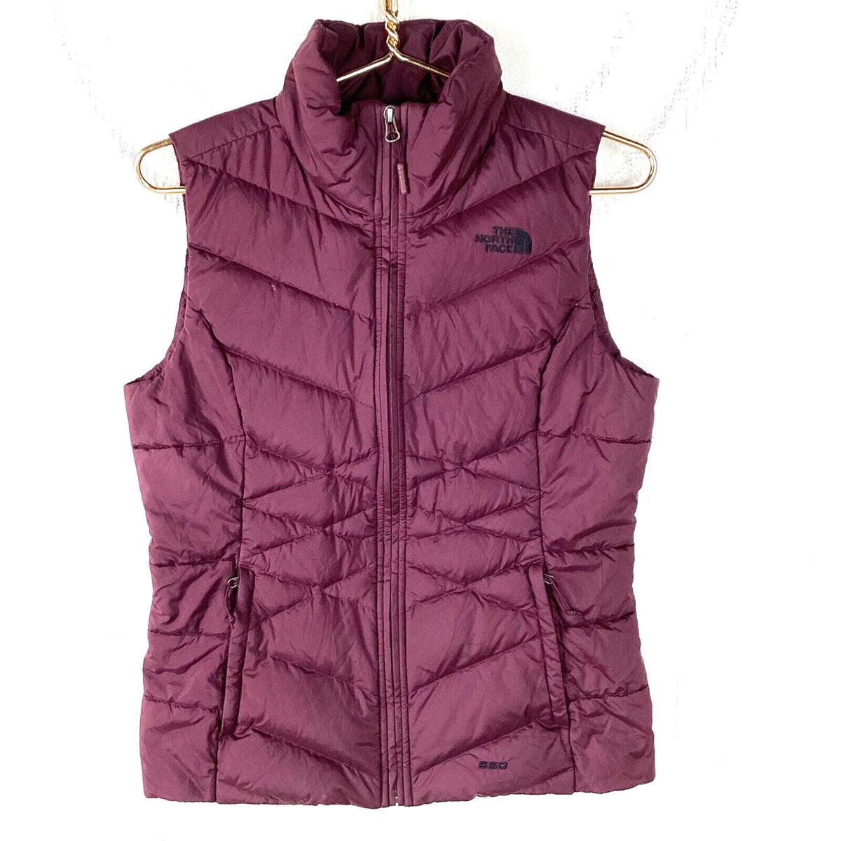 The North Face Full Zip Women39s Down 550 Puffer Vest Jacket Size Small Purple Graphic Tee – Fan Favorite · Perfect For Daily Wear