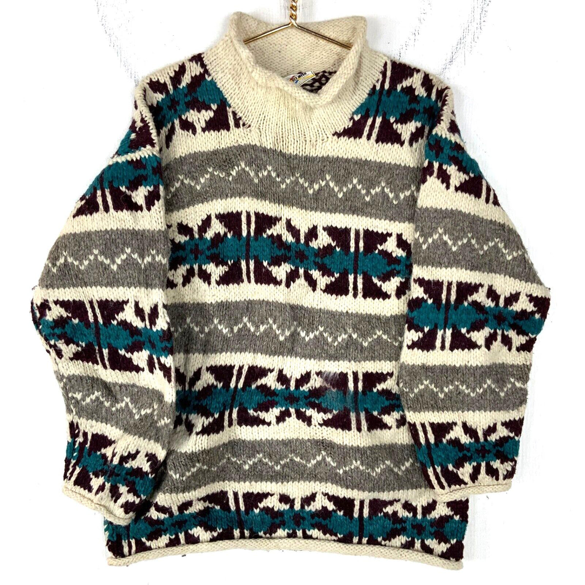 Vintage Grandpa Knit Chunky Wool Sweater Size Medium Beige Patterned Hand Made Graphic Tee – Warm & Stylish · Trending Graphic Apparel