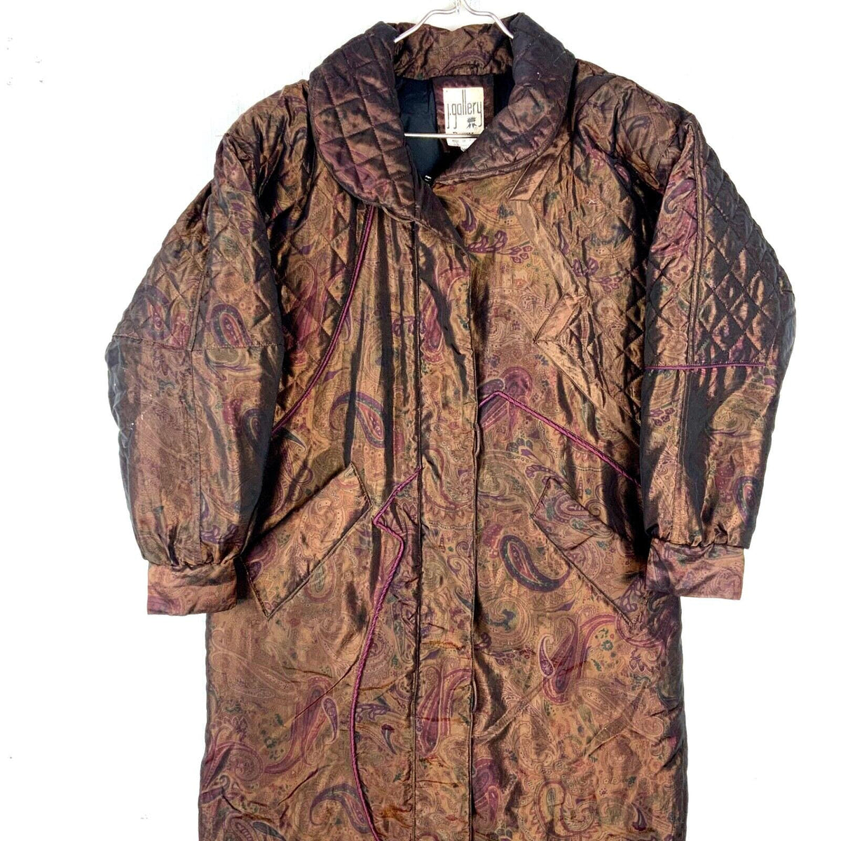 Vintage Jgallery Down Women39s Puffer Jacket Medium Brown Graphic Tee – Aesthetic Look · Trending Graphic Apparel