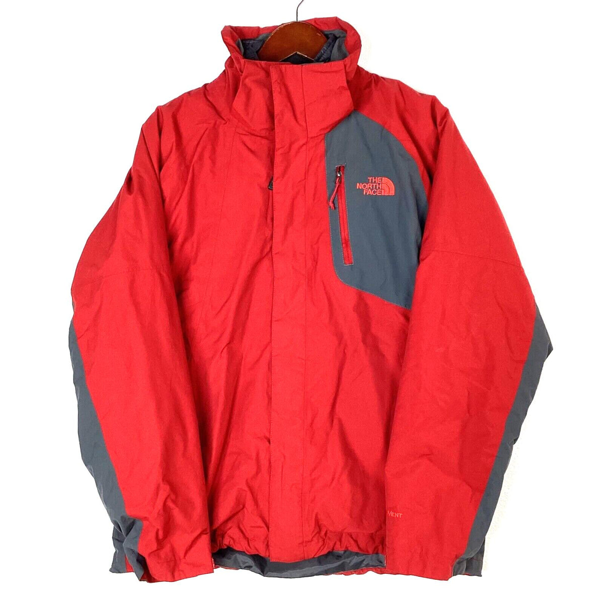 The North Face HyVent 2 In 1 Jacket Size Medium Red Full Zip Graphic Tee – Fan Favorite · Must-Have Style