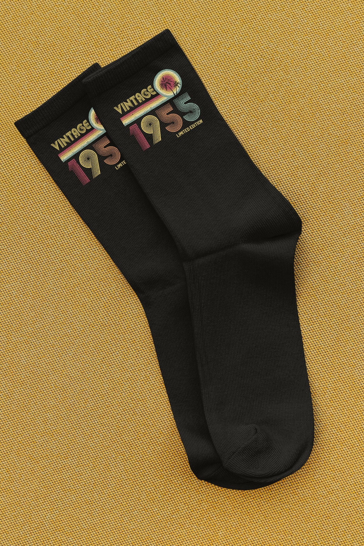 Vintage 1955 Socks 70th Birthday Gift Born in 1955 Socks Retro 70s Socks Funny 70th Birthday Gift 70th Birthday Socks Graphic Tee – Aesthetic Look · Top Pick For Any Outfit
