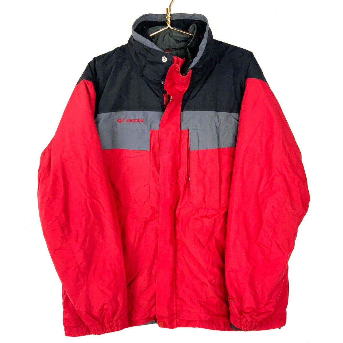 Columbia Interchange Omni Tech 2 in 1 Insulated Jacket Size Extra Large Red Graphic Tee – Warm & Stylish · Great Gift For Fans