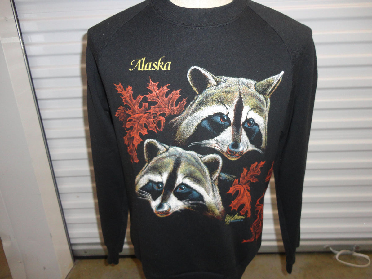 Vintage 90s Alaska Racoons Tourist Black Crewneck Sweatshirt Size M Sweatshirt – Bold Style · Must-Have Style
