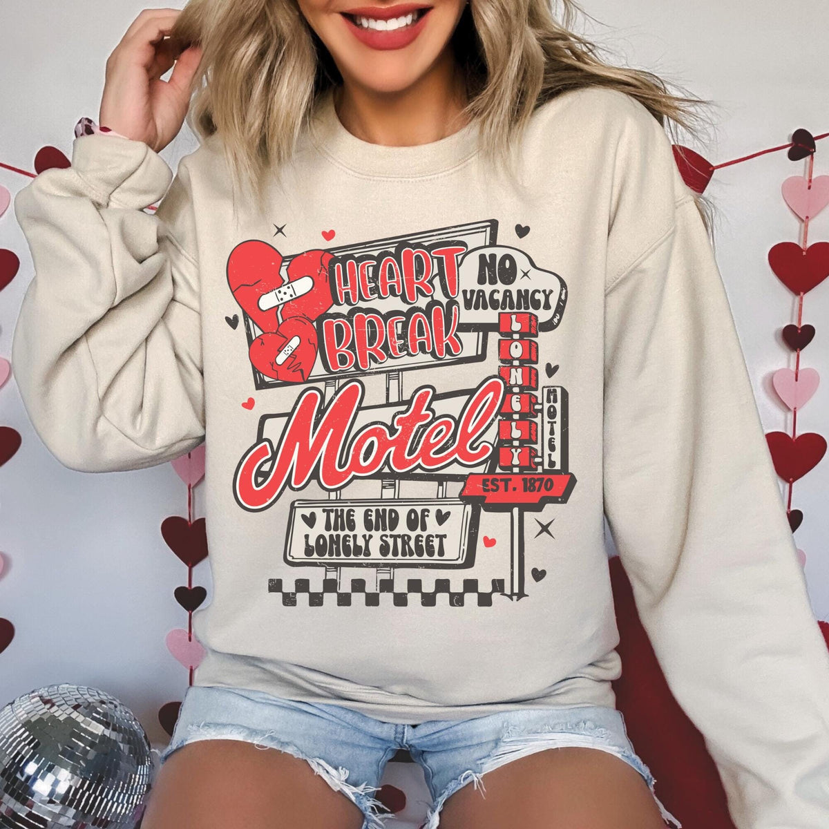 Heartbreak Hotel Shirt Gingham Heart Shirt Heart Sweatshirt Heart Sweater XOXO Sweatshirt Valentine Sweatshirt Sweatshirt – Bold Style · Great Gift For Fans