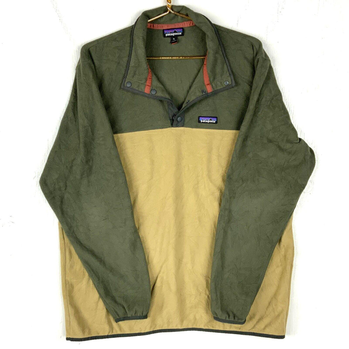 Patagonia Fleece Sweater Jacket Size Extra Large Men39s Micro D SnapT Brown Graphic Tee – Aesthetic Look · High-Quality Print