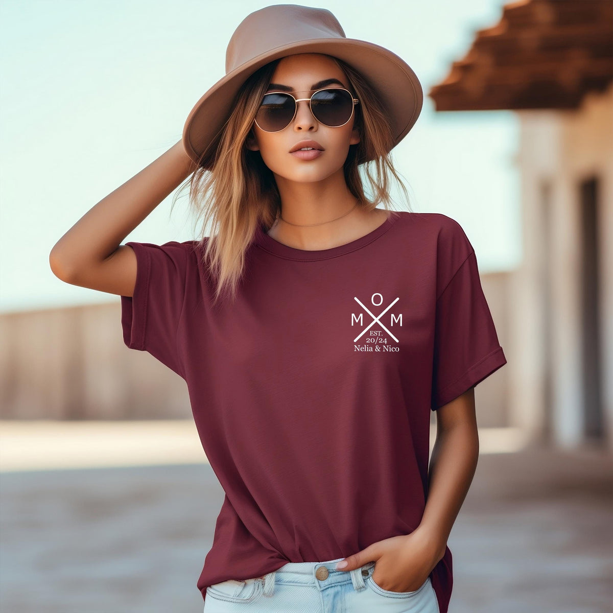 Personalisiertes Shirt fr MamasBestes Geschenk fr Muttertag Geburtstag oder werdende MtterGeschenk fr FrauenBabyparty Geschenk Graphic Tee – Bold Style · Trending Graphic Apparel
