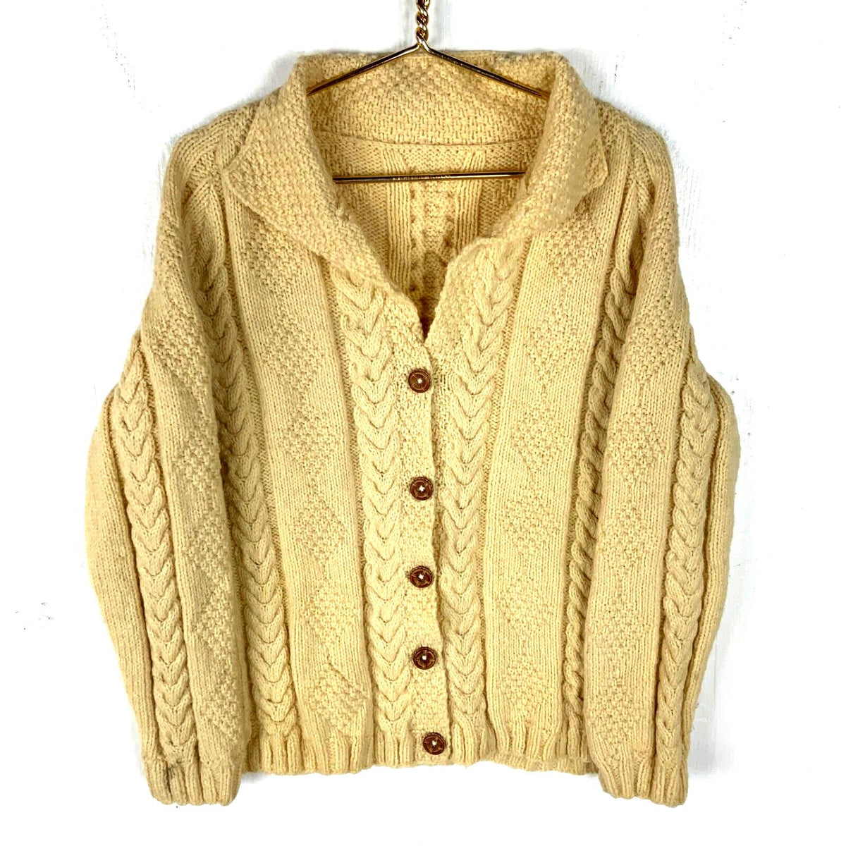 Vintage Grandma Cable Knit Wool Sweater Womens Medium White Cardigan 90s Graphic Tee – Easygoing Wear · Top Pick For Any Outfit