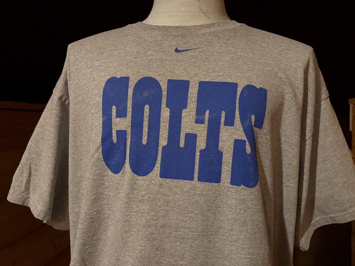 Vintage 90s Nike Indianapolis Colts NFL Football Tshirt XL Graphic Tee – Easygoing Wear · Top Pick For Any Outfit