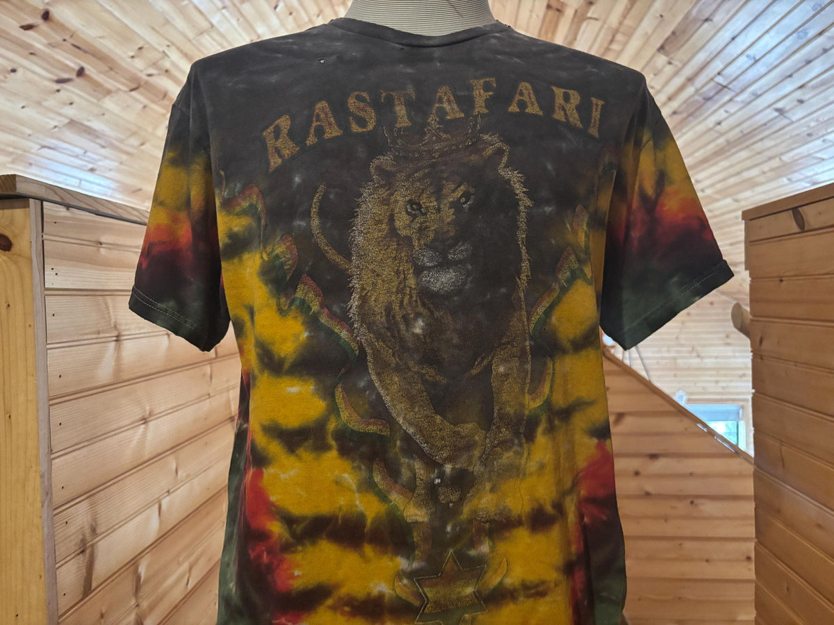 Vintage 2000s Rastafari Lion King Tye Dye Reggae Tshirt XL Graphic Tee – Easygoing Wear · Top Pick For Any Outfit