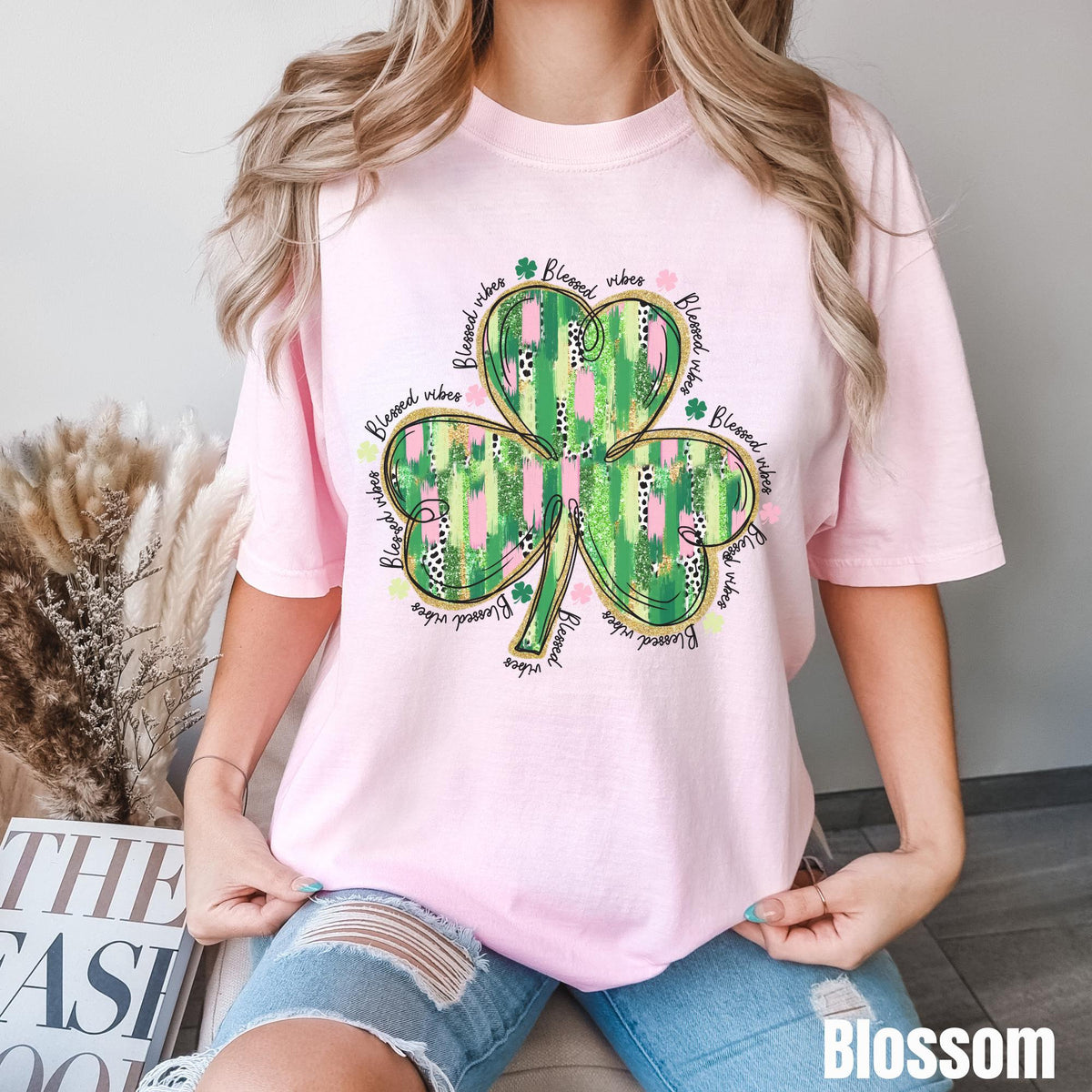 Coquette St Patrick39s Day Shirt Faux Glitter Brushstroke Shamrock Shirt Girly St Patty39s Day Shirt St Paddy39s Day Shirt Graphic Tee – Warm & Stylish · Top Pick For Any Outfit
