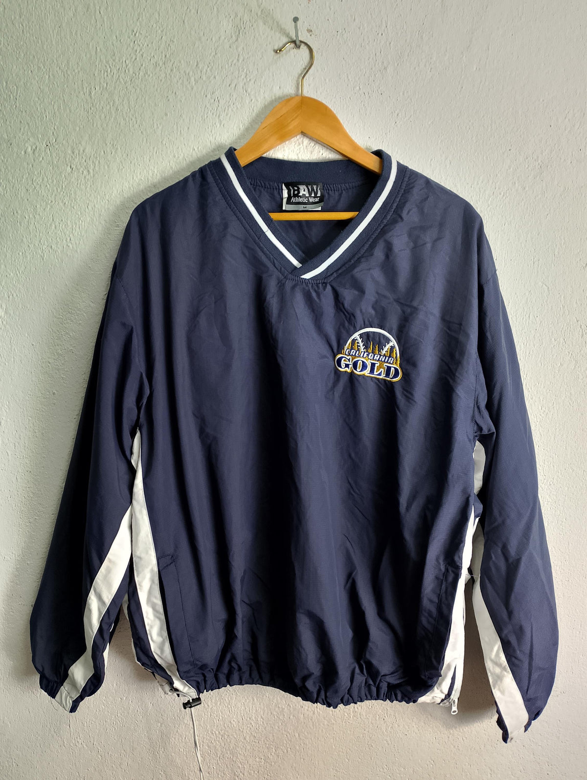 California gold pullover sweater jacket Large Graphic Tee – Easygoing Wear · High-Quality Print