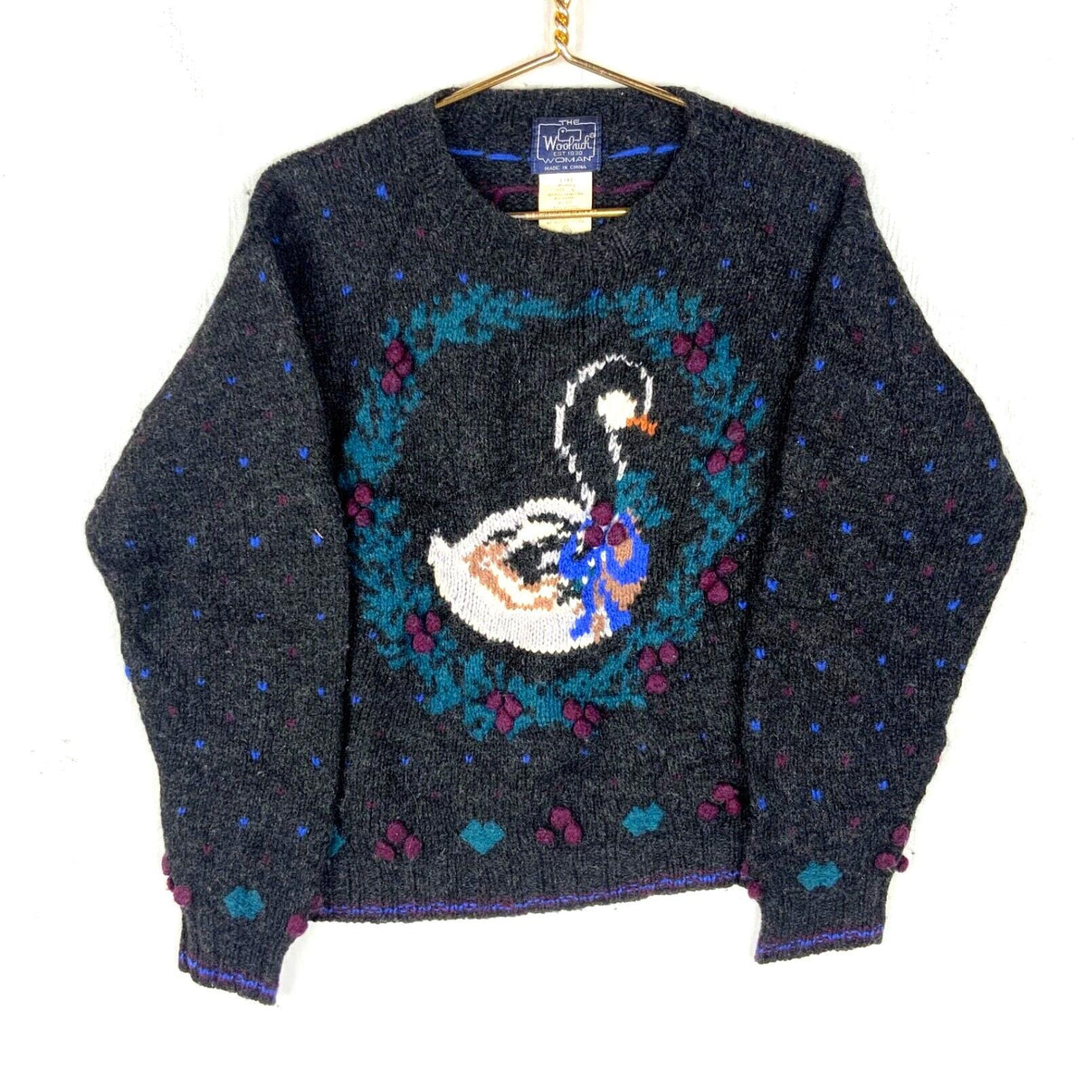 Vintage Woolrich Knit Wool Sweater Womens Medium Gray Crewneck Duck 90s Graphic Tee – Cozy Vibes · Must-Have Style