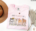 Mothers Day Cow Shirt Happy Mudders Day Tee Funny Cow Mom Shirt Farm Mama T Shirt Highland Cow Mom Tee Graphic Tee – Fan Favorite · Top Pick For Any Outfit