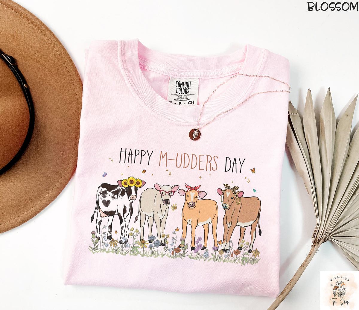 Mothers Day Cow Shirt Happy Mudders Day Tee Funny Cow Mom Shirt Farm Mama T Shirt Highland Cow Mom Tee Graphic Tee – Fan Favorite · Top Pick For Any Outfit