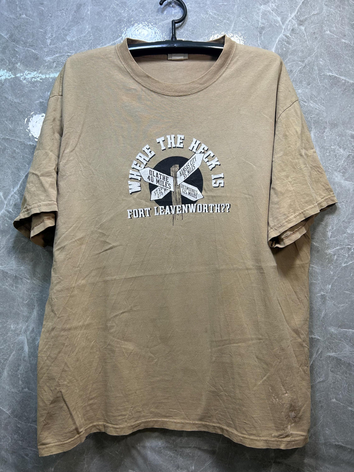 Vintage Where The Heck Is 00s T Shirt Size L Graphic Tee – Soft Feel · Must-Have Style