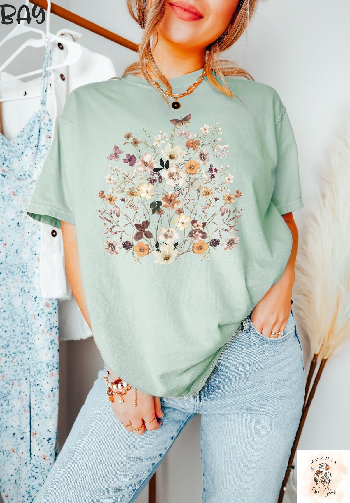 Flower Shirt Floral Graphic Tee Gift for Her Aesthetic Flower T Shirt Wildflower Tee Cute Floral Shirt Graphic Tee – Aesthetic Look · Top Pick For Any Outfit