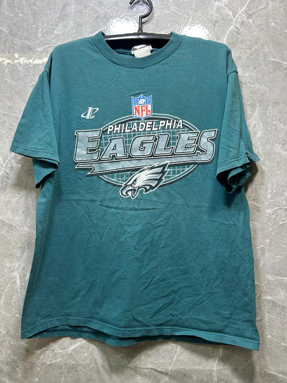 Vintage Philadelphia Eagles 00s T Shirt Size L Graphic Tee – Feel-Good Design · Trending Graphic Apparel