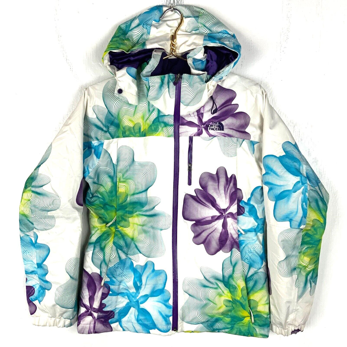 The North Face Womens Light Puffer Jacket Small White Full Zip Floral Hooded Graphic Tee – Warm & Stylish · Trending Graphic Apparel