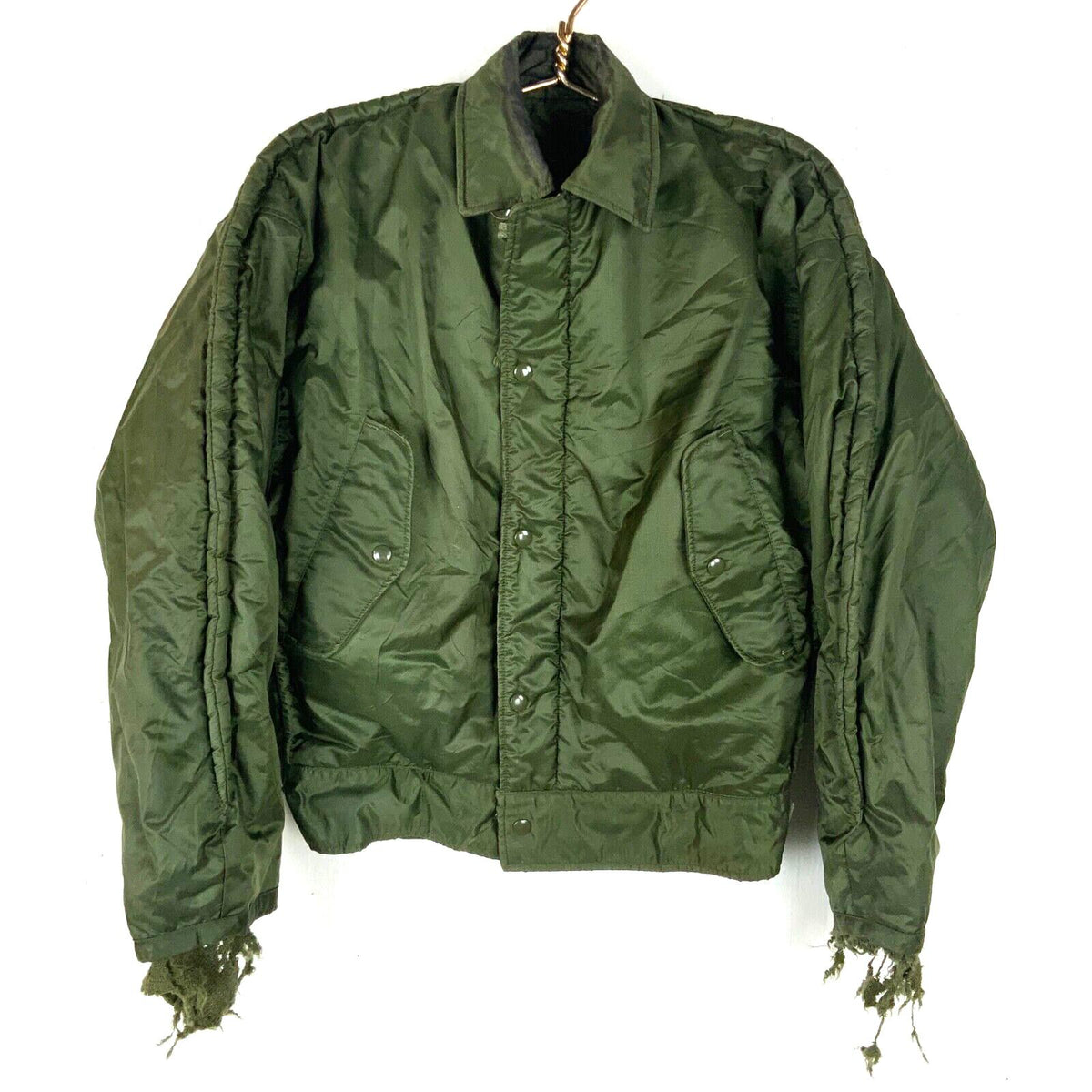 Vintage US Army A1 Extreme Cold Jacket Small Vietnam Era PJ3 005 1967 Graphic Tee – Easygoing Wear · Great Gift For Fans